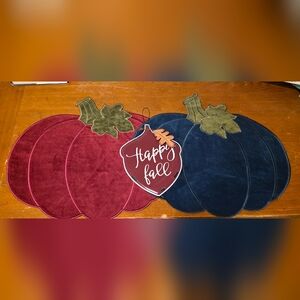 Velvet Pumpkin Place Mats/ Metal Acorn Sign